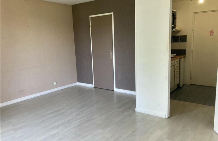 Vente appartement 1 pièce 25 m² Les Clayes-sous-Bois (78340) — photo 5