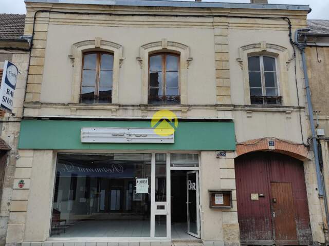 LA GUERCHE CENTRE — photo du bien