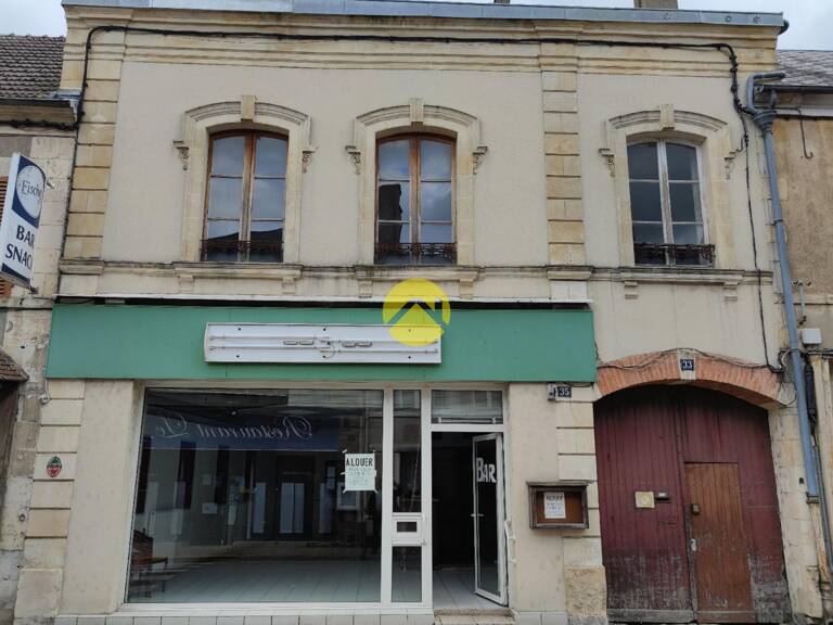 LA GUERCHE CENTRE — photo 1