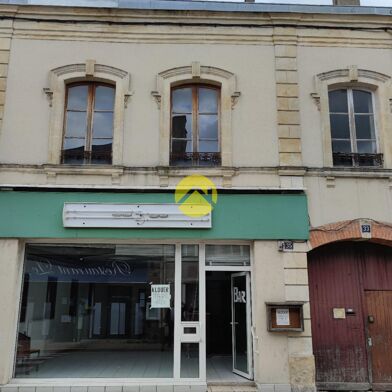 Maison 12 pièces 80000 €