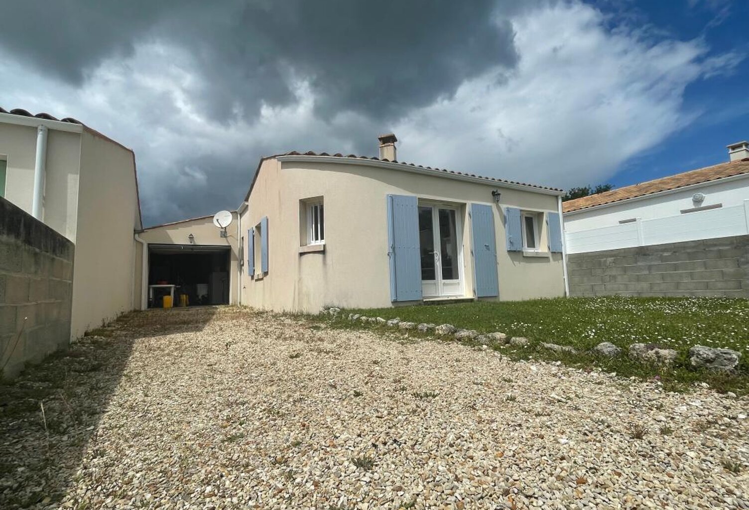 Maison À Vendre — photo 1