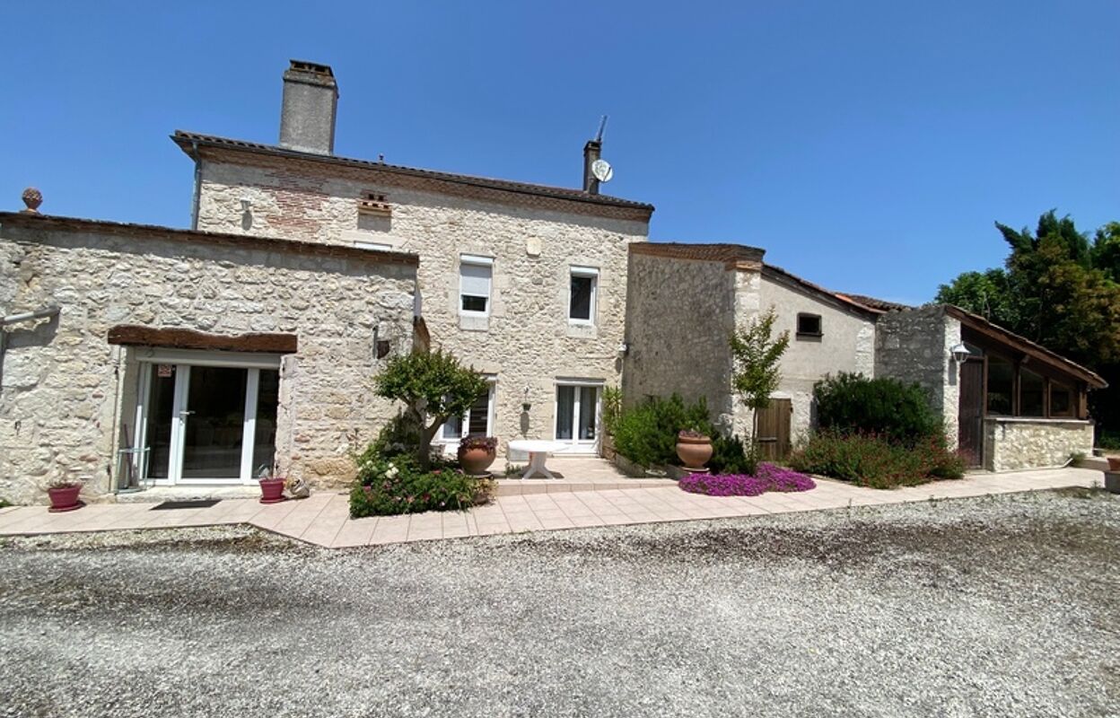 maison 7 pièces 240 m2 à vendre à Aiguillon (47190)