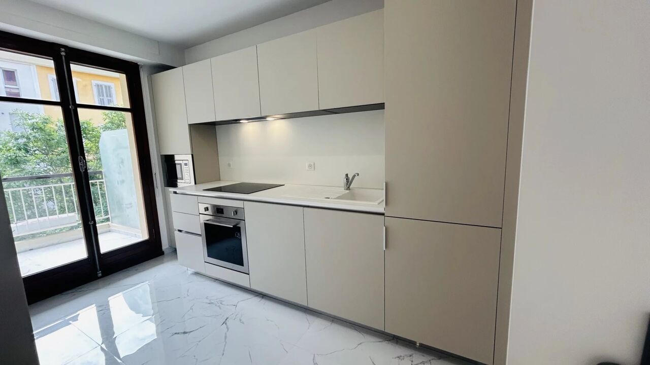 appartement 3 pièces 60 m2 à vendre à Nice (06300)