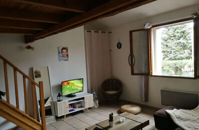 location appartement 595 € CC /mois à proximité de Saint-Gilles (30800)