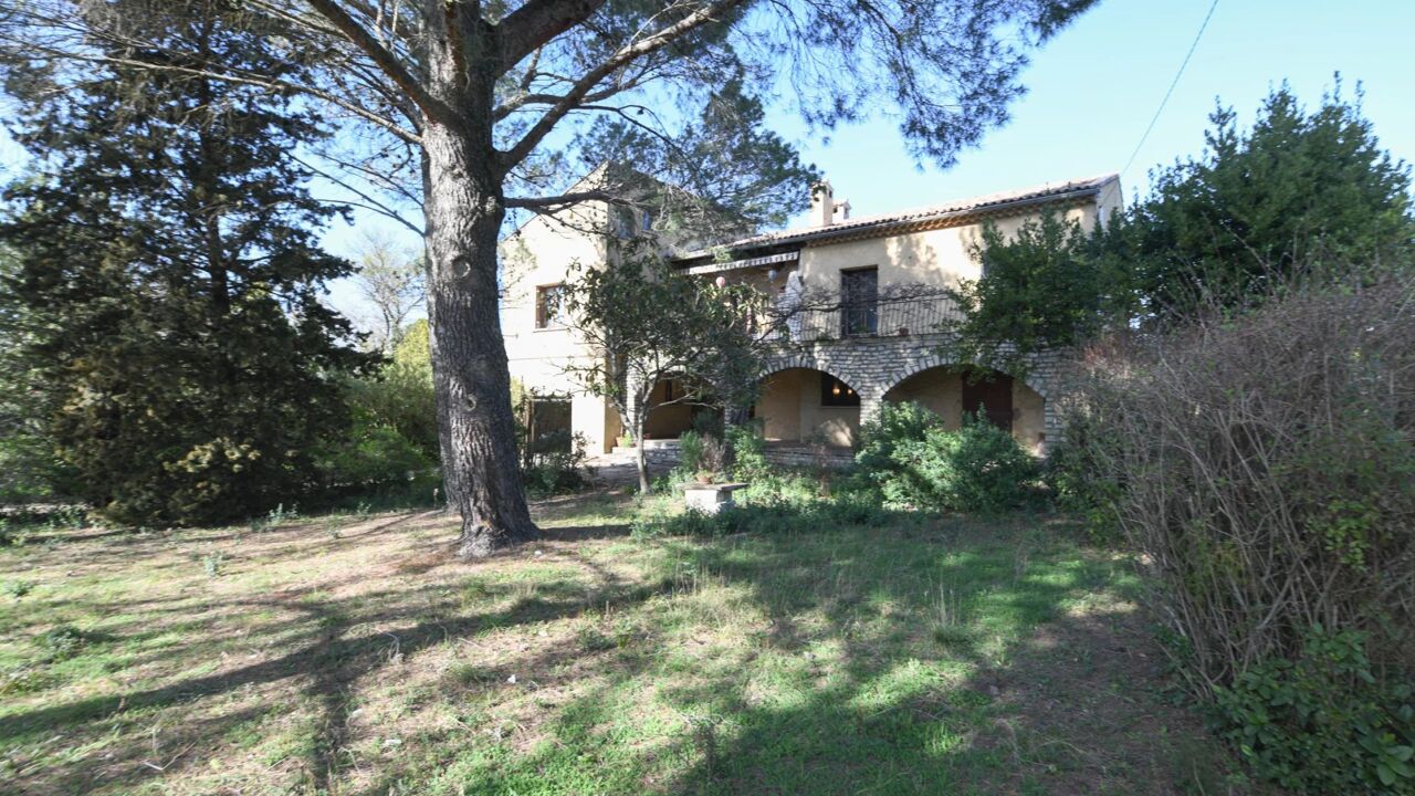 maison 9 pièces 242 m2 à vendre à Uzès (30700)