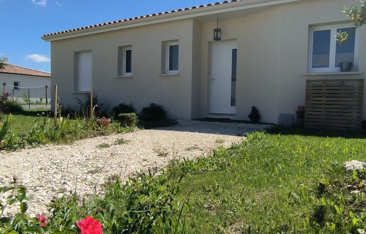 maison 3 pièces 64 m2 à vendre à Semussac (17120)