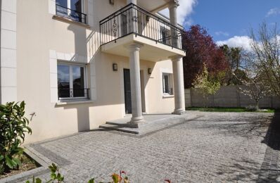 vente maison 354 000 € à proximité de Saint-Jean-de-la-Ruelle (45140)
