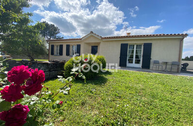 vente maison 234 300 € à proximité de Saint-Martin-du-Bois (33910)