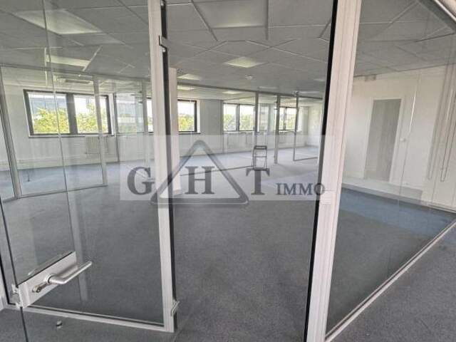 BUREAUX 400 M² A LOUER SAINT DENIS — photo du bien