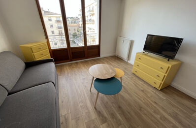 location appartement 560 € CC /mois à proximité de Quissac (30260)