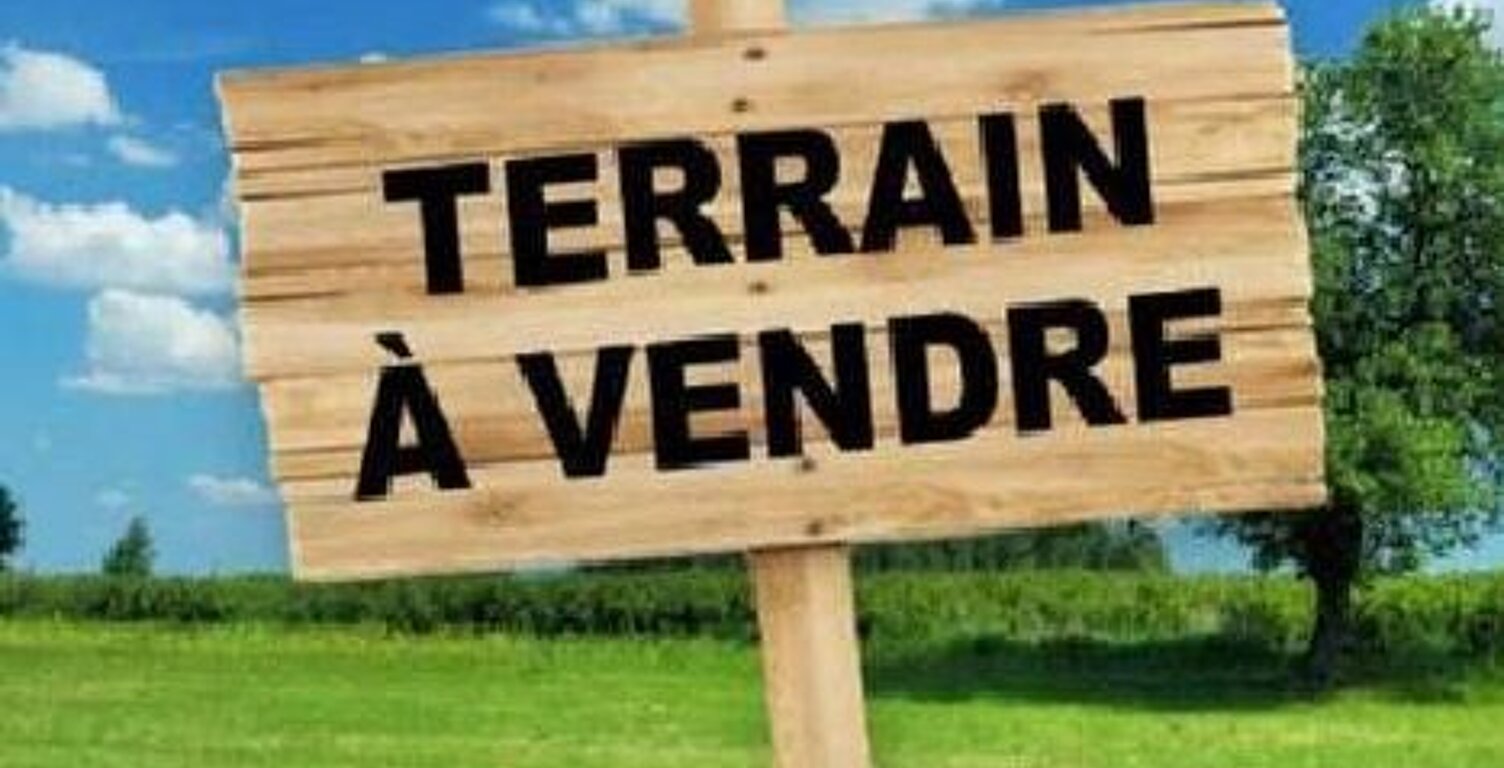 VILLEBAROU - Terrain à Bâtir de 900 m² - hors lotissement — photo 1