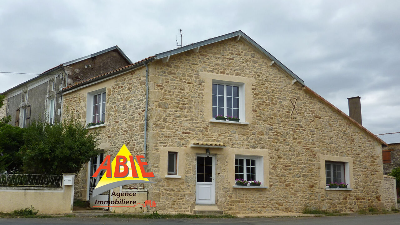 maison 6 pièces 173 m2 à vendre à Saint-Maixent-de-Beugné (79160)