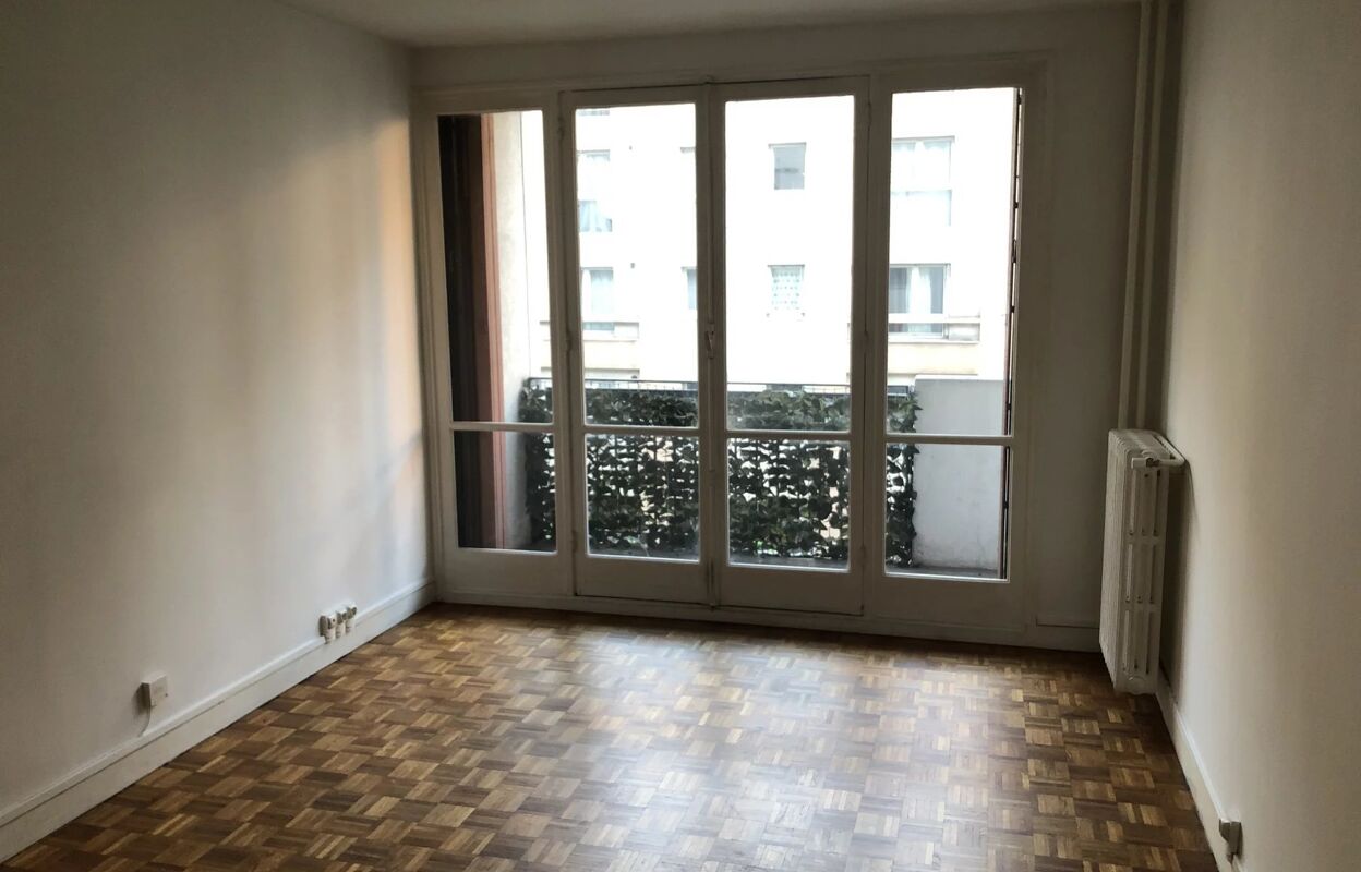 appartement 2 pièces 43 m2 à Colombes (92700)