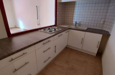 location appartement 489 € CC /mois à proximité de Aumes (34530)