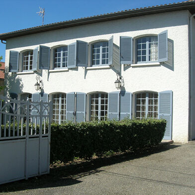 Maison 8 pièces 220 m²