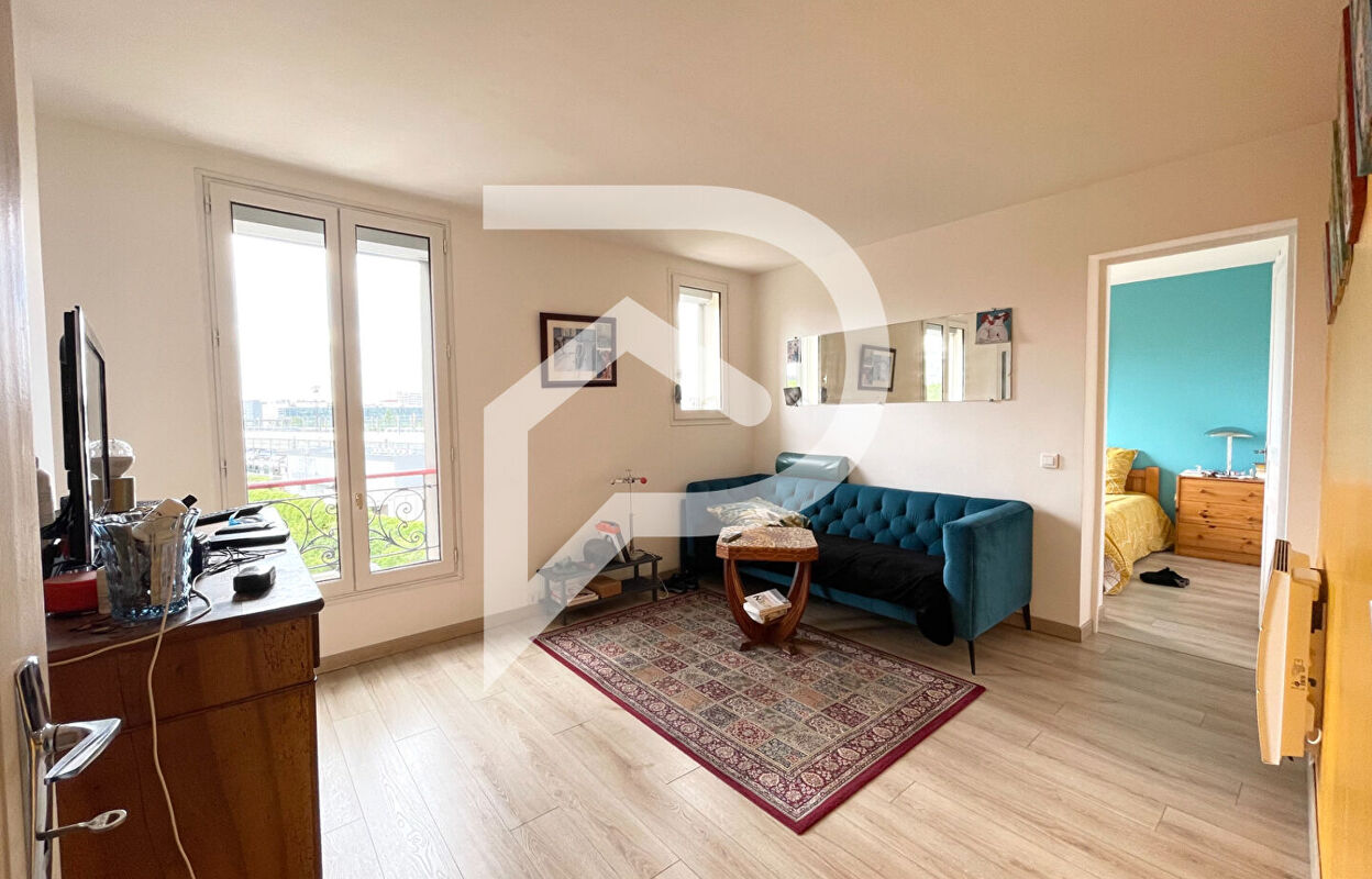 appartement 3 pièces 49 m2 à vendre à Clichy (92110)