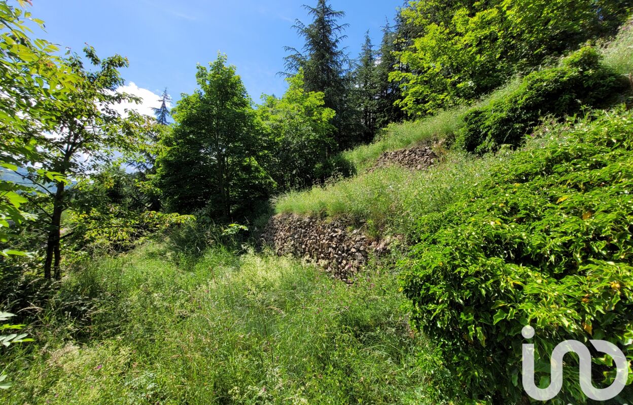 terrain  pièces 2570 m2 à vendre à Le Cheylard (07160)