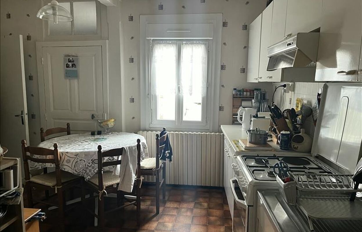 maison 7 pièces 123 m2 à vendre à Ussel (19200)