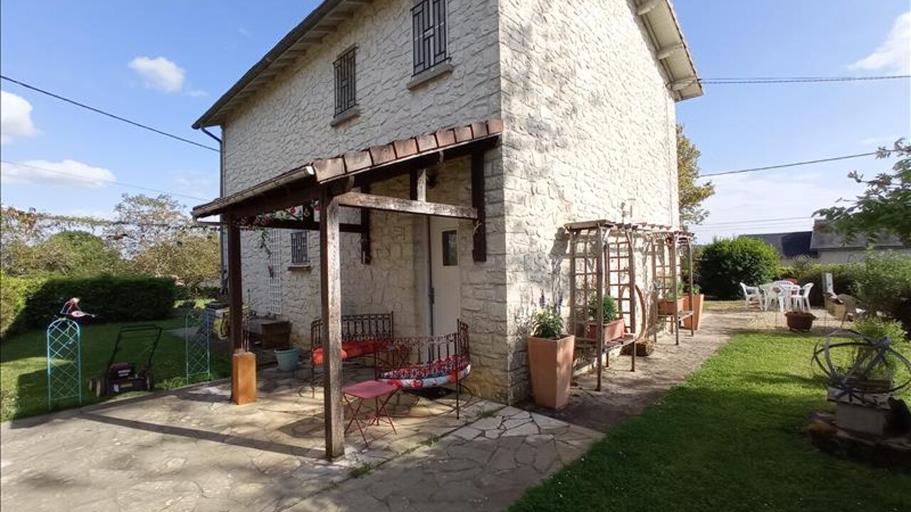 maison 5 pièces 91 m2 à vendre à Azerat (24210)