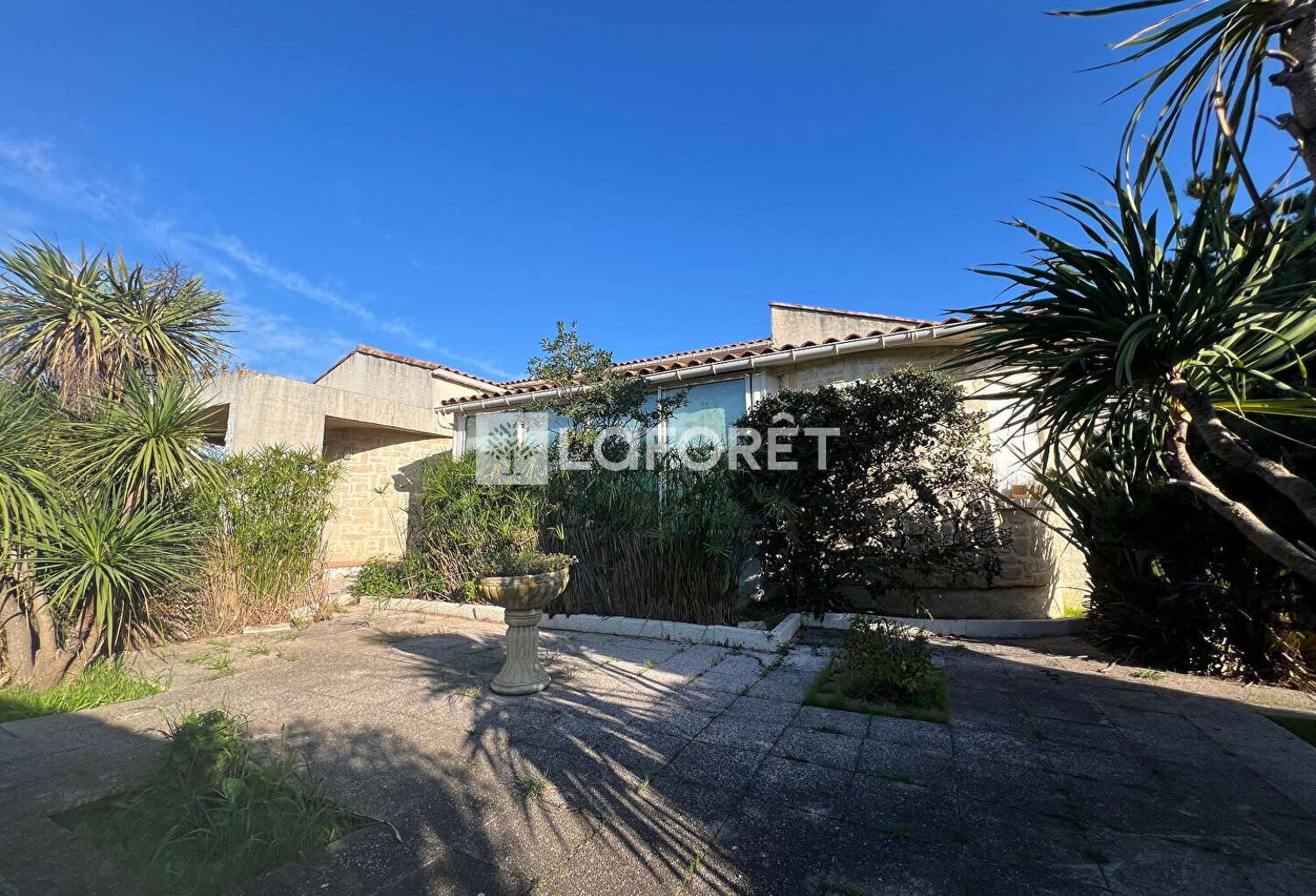 LATTES CENTRE Villa d'Architecte  200 m² sur 800 m² de terrain — photo 1