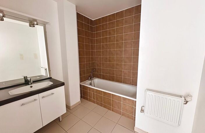 APPARTEMENT T3 QUARTIER BORDEROUGE — photo 5