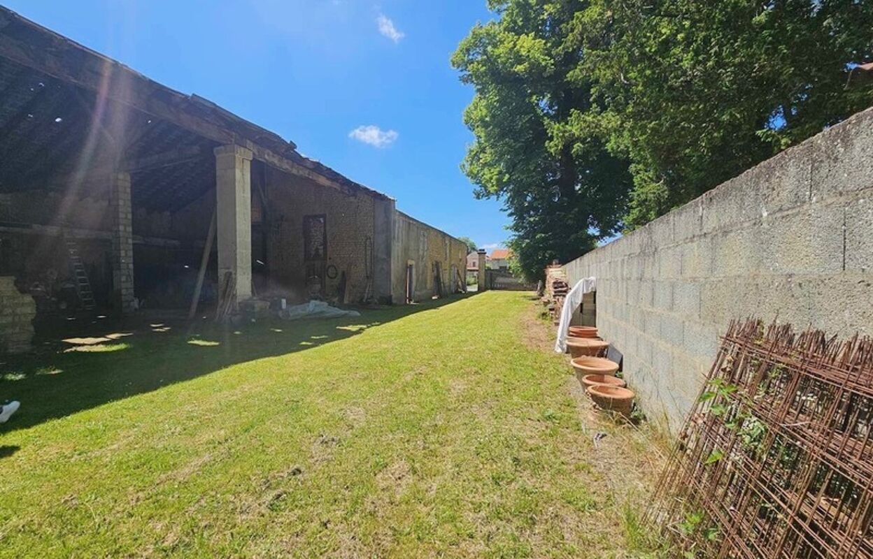 maison 3 pièces 290 m2 à vendre à Saint-Georges-du-Bois (17700)