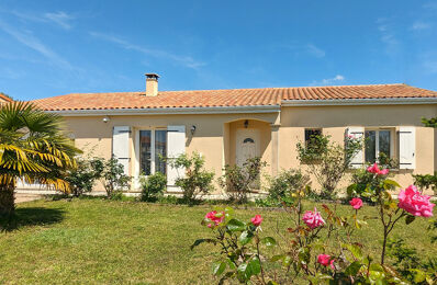vente maison 330 000 € à proximité de Charrais (86170)