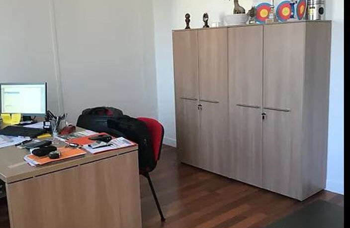 SAINT-OUEN 93400 - LOCATION - BUREAUX - 103m2 - LOCAUX PROFE — photo 3