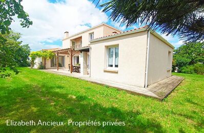 vente maison 405 500 € à proximité de Saint-Pierre-d'Amilly (17700)