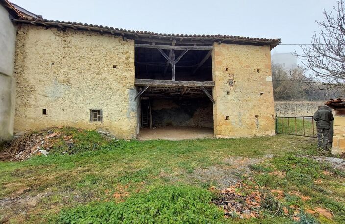 IDEAL BON BRICOLEUR GRANGE EN PIERRES À TRANSFORMER EN HABITATIO — photo 2
