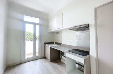 location appartement 830 € CC /mois à proximité de Vedène (84270)