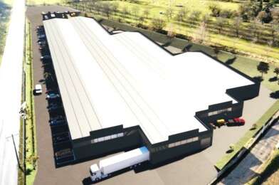 Commerce  613600 €