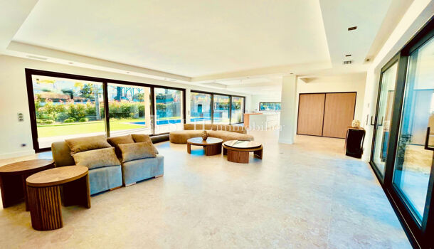 Villa / Maison 5 pièces  à vendre Sainte-Maxime 83120