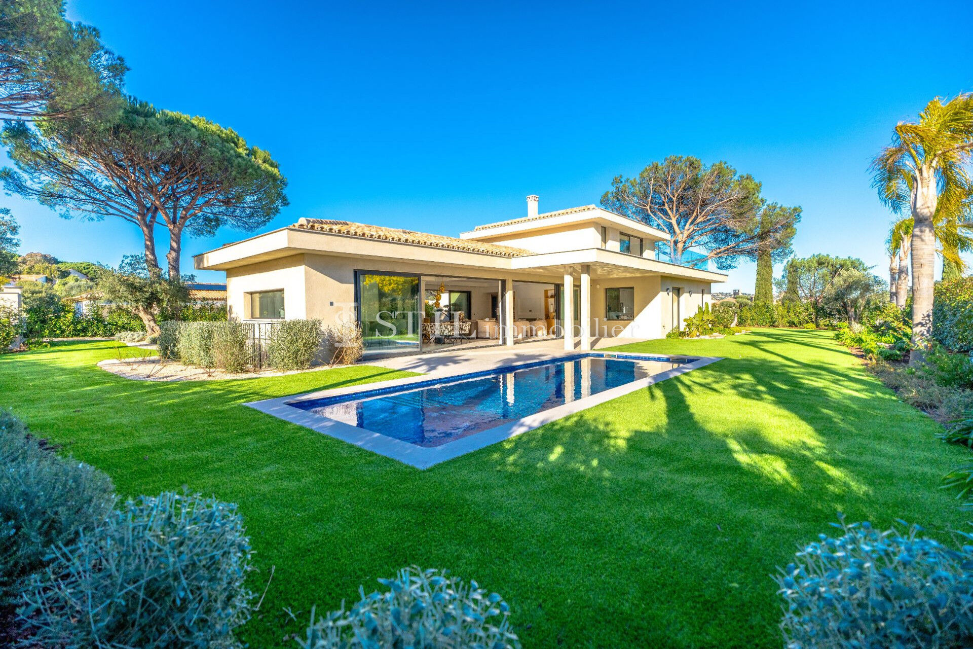 Villa / Maison 5 pièces  à vendre Sainte-Maxime 83120