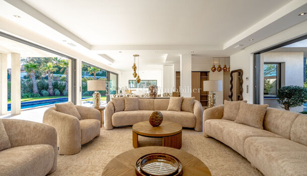 Villa / Maison 5 pièces  à vendre Sainte-Maxime 83120