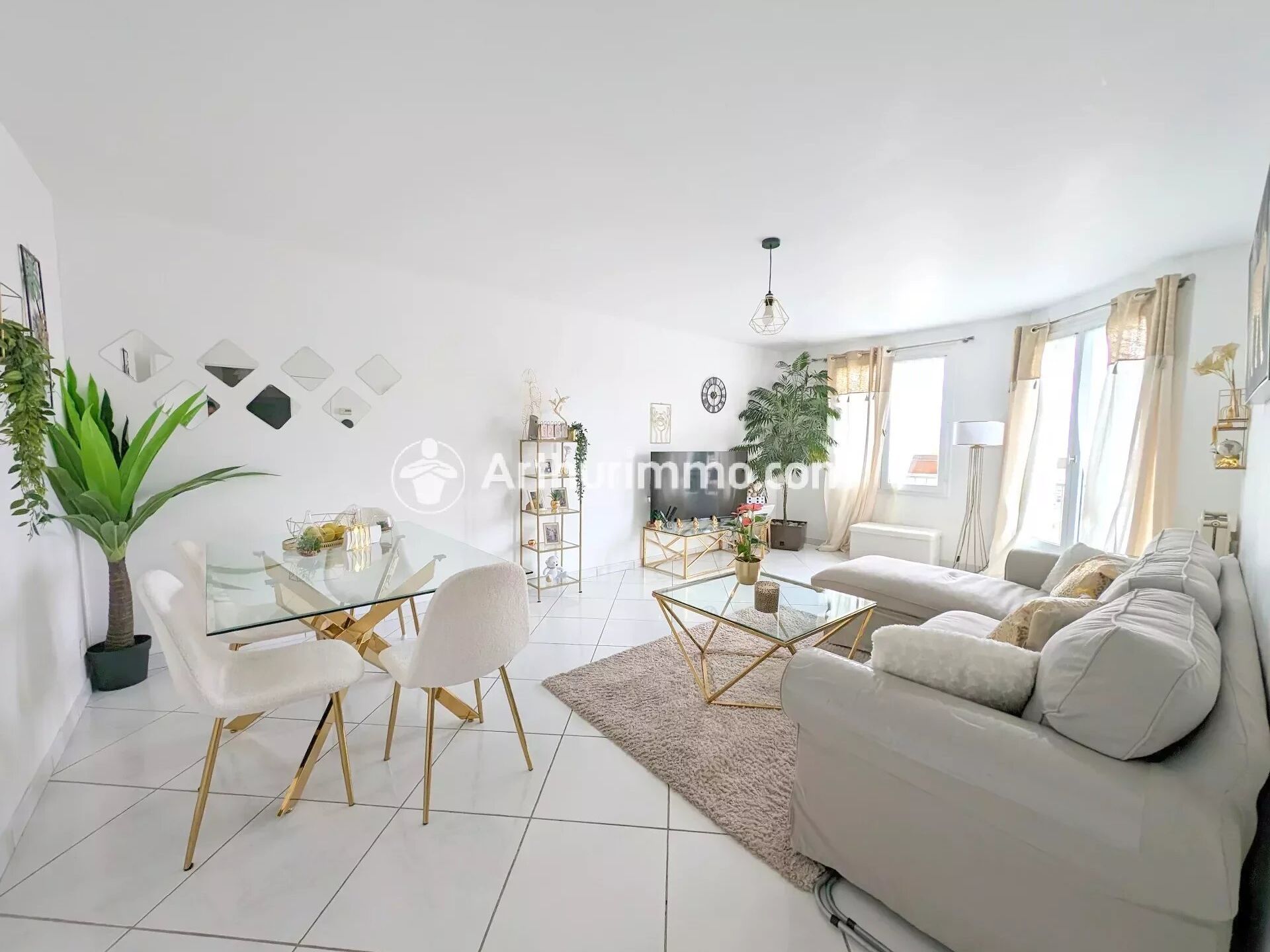 Vente Appartement 64m² 3 Pièces à Savigny-le-Temple (77176) - Arthurimmo