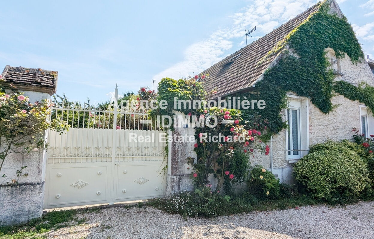 maison 4 pièces 120 m2 à vendre à Beaune-la-Rolande (45340)