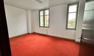 Bureau  78 m² à louer à Tours (37000)