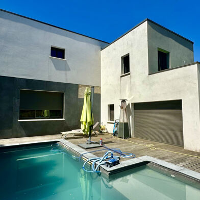 Maison 6 pièces 592000 €