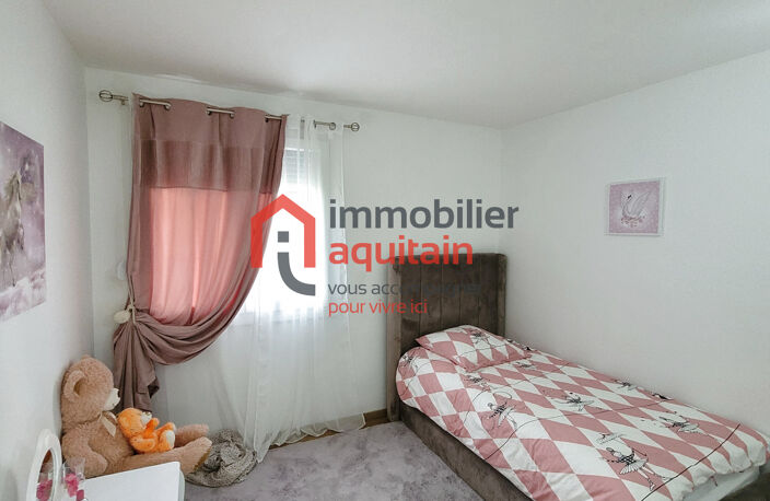 Appartement type 3, salon-séjour cuisine, 2 chambres — photo 4