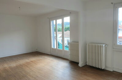 location appartement 600 € CC /mois à proximité de Pérignat-Lès-Sarliève (63170)
