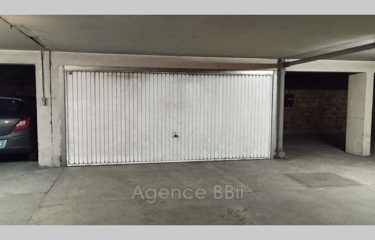 garage  pièces 15 m2 à vendre à Paris 14 (75014)