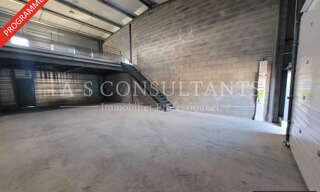 Local industriel  145 m² à louer à Saint-Priest (69800)