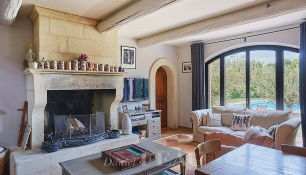 Villa / Maison 6 pièces  à vendre Arles 13200