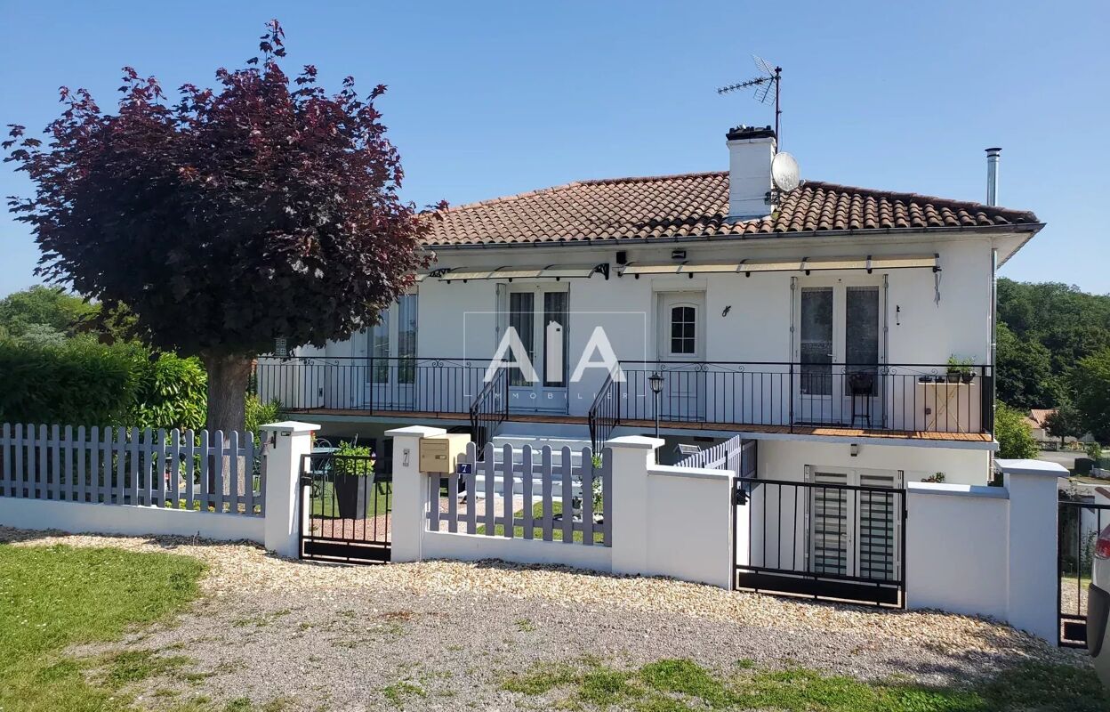 maison 9 pièces 170 m2 à vendre à Ruffec (16700)