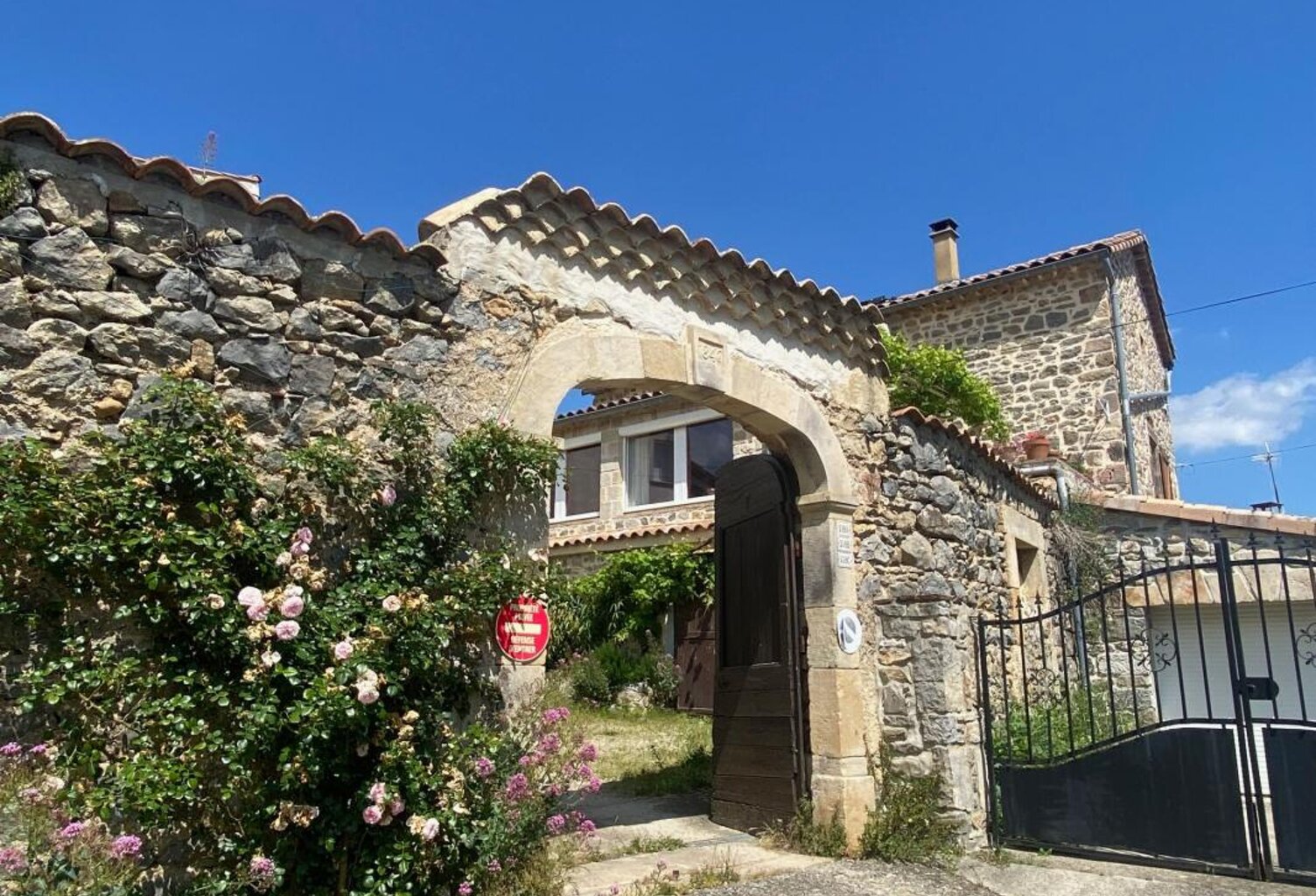 Maison À Vendre — photo 1