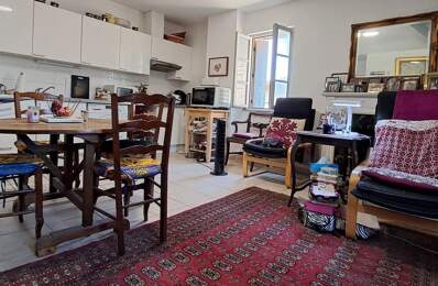 Appartement À Vendre — photo du bien