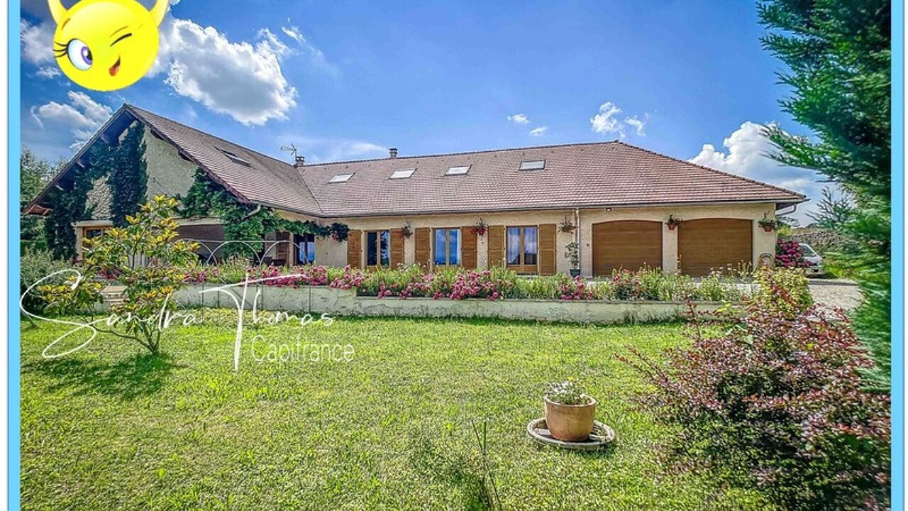 maison 10 pièces 298 m2 à vendre à Bourgoin-Jallieu (38300)