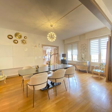 Appartement 4 pièces 315000 €