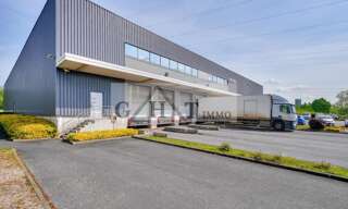 Local industriel  3848 m² à louer à Villeparisis (77270)